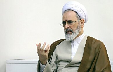 آیت الله اراکی: با نگاه امام زمان انتخاب رهبری انجام شد / دست غیب در انتخاب رهبری در کار بود + فیلم