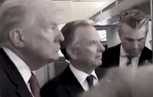 تغییر چهرهٔ ترامپ، قبل و بعداز حمله به ایران!