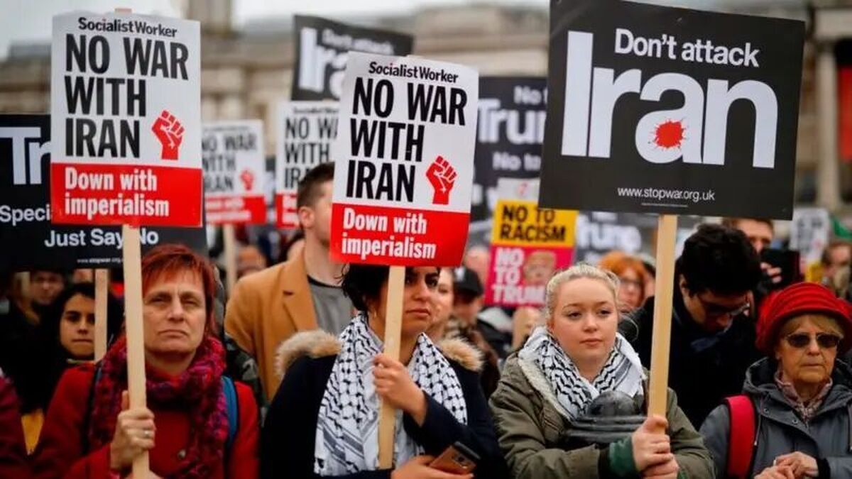 پویش ضد جنگ انگلیس خواستار فشار حداکثری برای جلوگیری از تنش نظامی با ایران شد