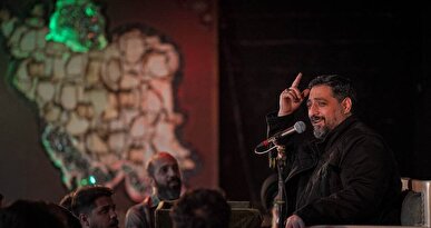 ببینید| میزبانی یاران شهید «علی‌اکبر  زارعی» و «طاها طا‌ها عزیزی» از زائران ماه خدا / وقتی مناجات سید مجید بنی‌فاطمه، عطر شهادت گرفت