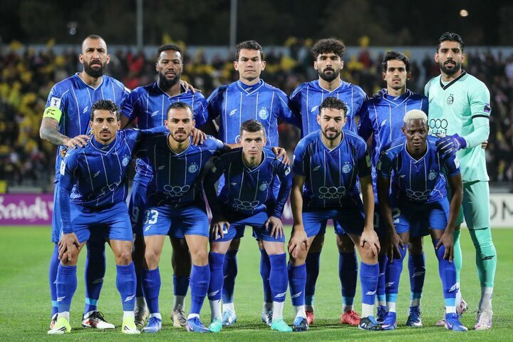 برنامه دیدارهای فوتبال امروز / از تلاش استقلال و تراکتور برای تصاحب صدر تا دربی لندن برنامه دیدارهای فوتبال امروز / از تلاش استقلال و تراکتور برای تصاحب صدر تا دربی لندن