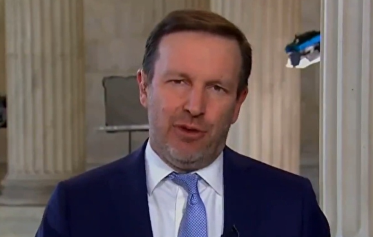 اعتراف سناتور آمریکایی به شکست جنگ با ایران/ ما قادر به تحقق هیچ‌یک از اهداف اعلامی خود نخواهیم بود