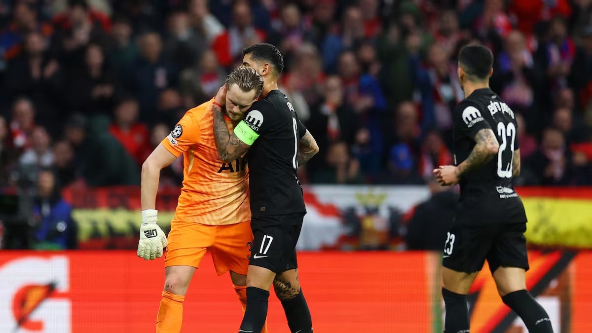 دیگو سیمئونه:هرگز ندیده بودم گلر دقیقه ۱۷ تعویض شود