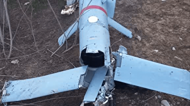 خنثی‌سازی مواد منفجره پهپاد انتحاری ساقط‌شده در ویسیان لرستان+عکس