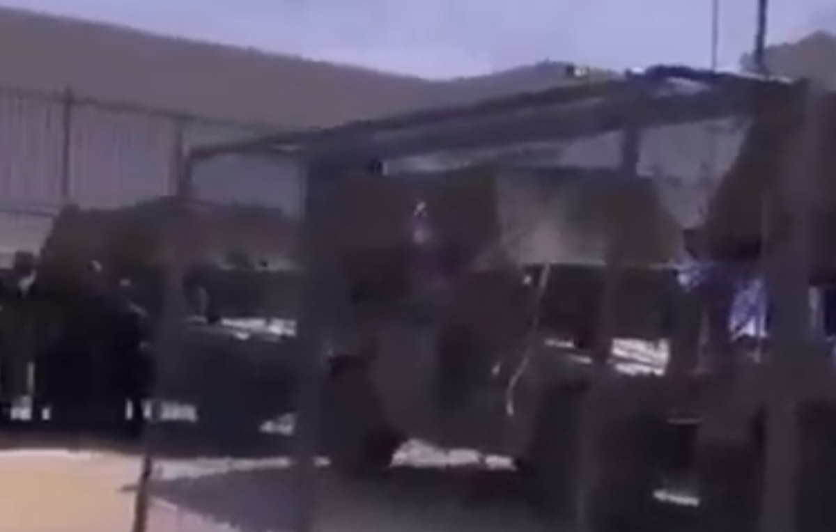 استفاده ارتش اسرائیل از مدارس برای دپوی نیرو و تجهیزات نظامی!