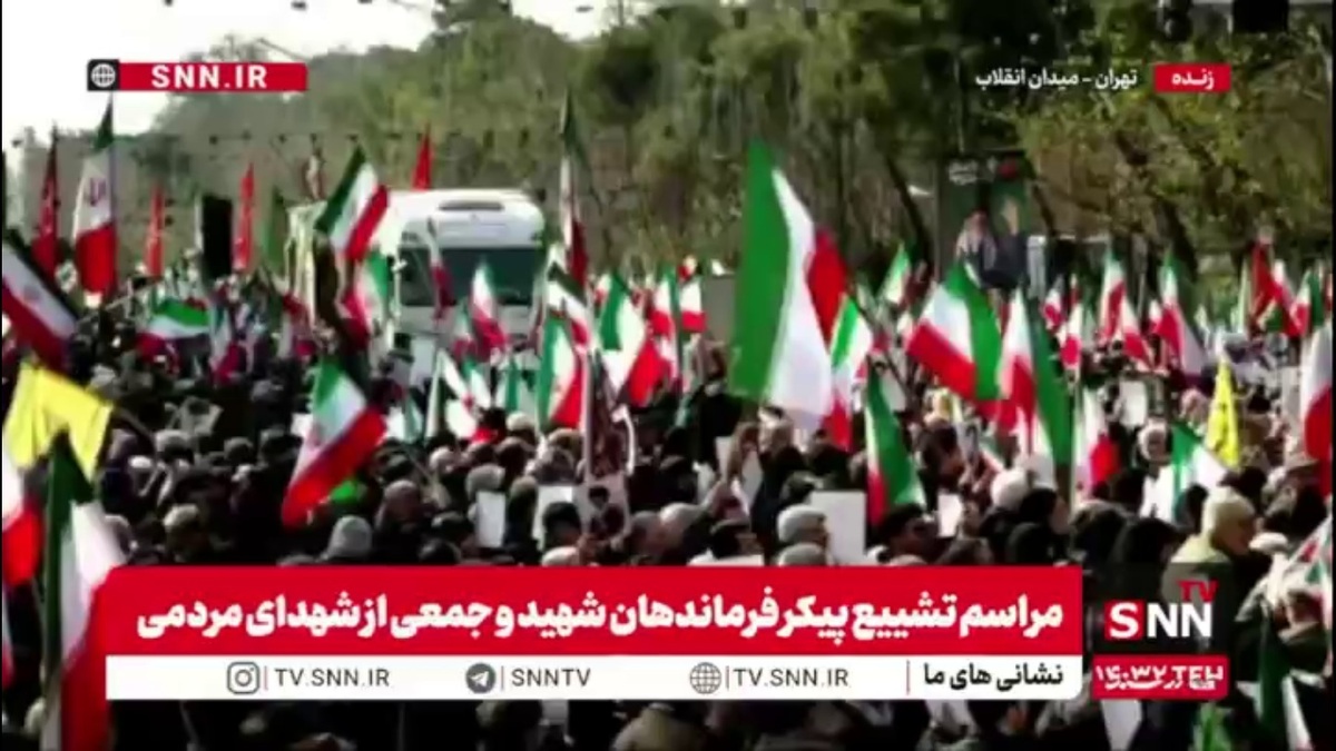 "خونی که در رگ ماست هدیه به رهبر ماست"