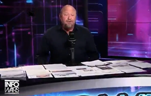 ایران در این جنگ جسارت بیشتری پیدا کرده و به ما حمله میکند