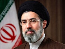 رسانه‌های منطقه به طور زنده اولین رهبر انقلاب را پوشش دادند