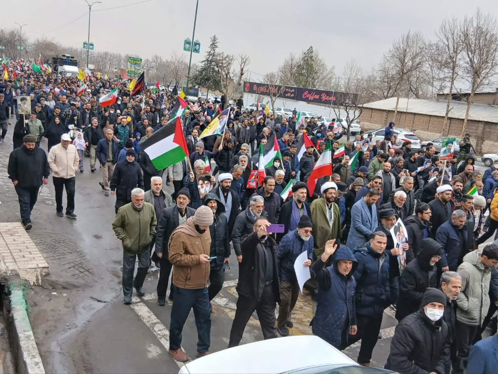 تجلی وحدت در جنوب کرج / حماسه حضور مردم و مسئولان محمدشهر در روز جهانی قدس + تصاویر