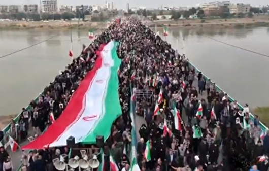 سیل خروشان دریادلان اهوازی در دفاع از آرمان‌های فلسطین