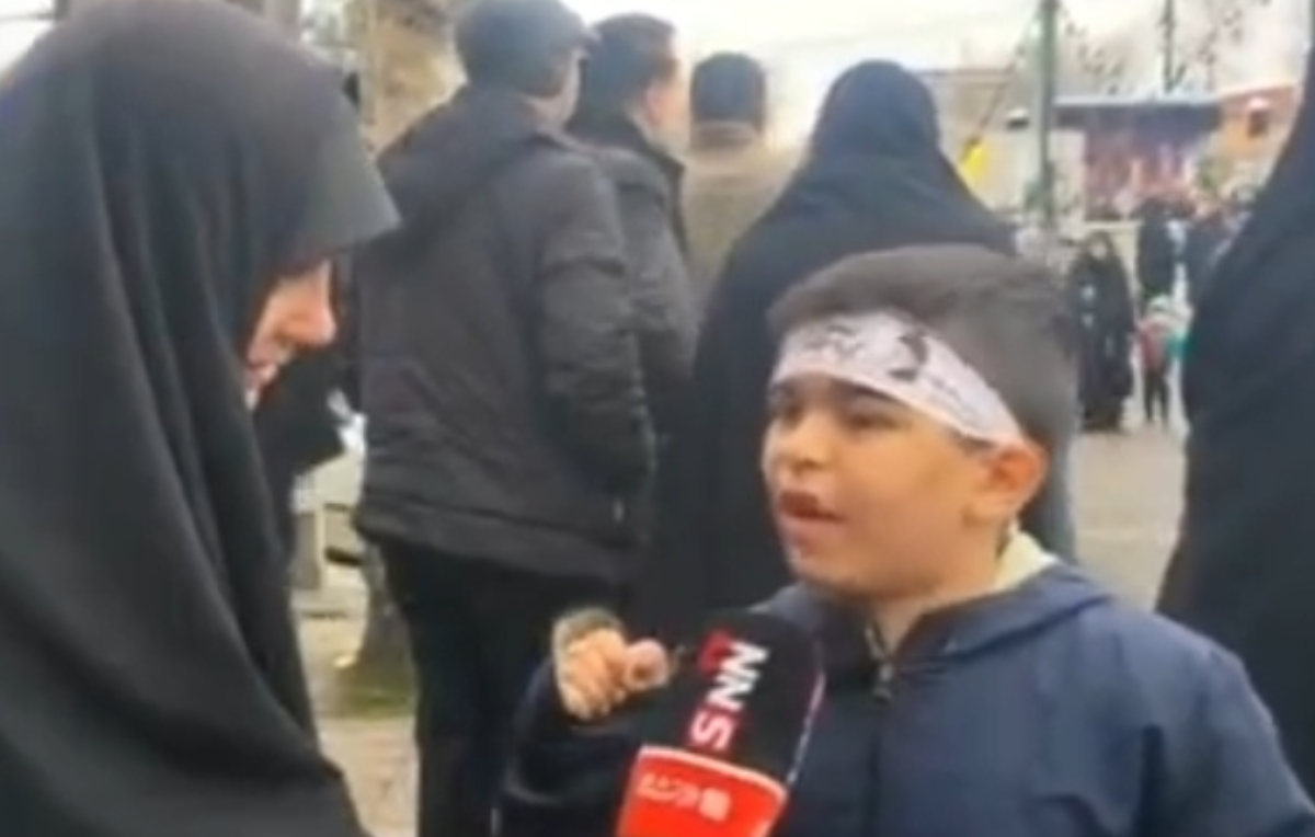 نسل ظهور در میدان/ پیام دهه نودی رشتی به رهبرش