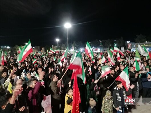 حضور پرشور مردم بیرجند در دوازدهمین شب بیعت با رهبر انقلاب+ فیلم