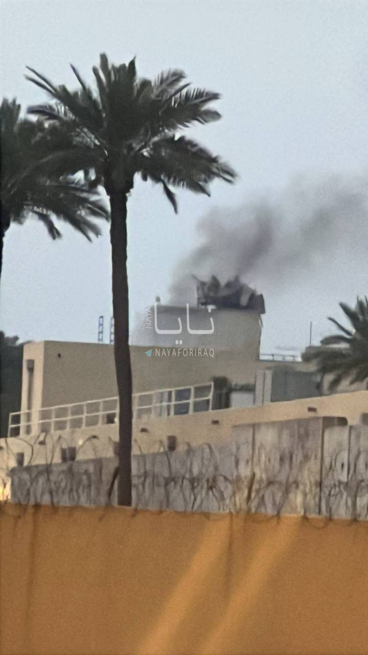 سفارت آمریکا در عراق هدف قرار گرفت سفارت آمریکا در عراق هدف قرار گرفت