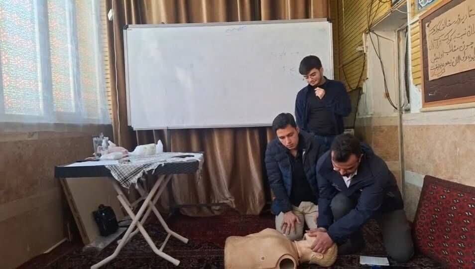 بسیج ظرفیتهای جهادی البرز برای اسکان و تغذیه آسیبدیدگان حوادث اخیر/ نهضت خدمترسانی در پناهگاهها کلید خورد