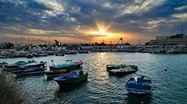 هیچ شهیدی در حملات شب گذشته خارگ نداشتیم / مراکز بهداشتی درمانی خارگ، آسیبی ندید