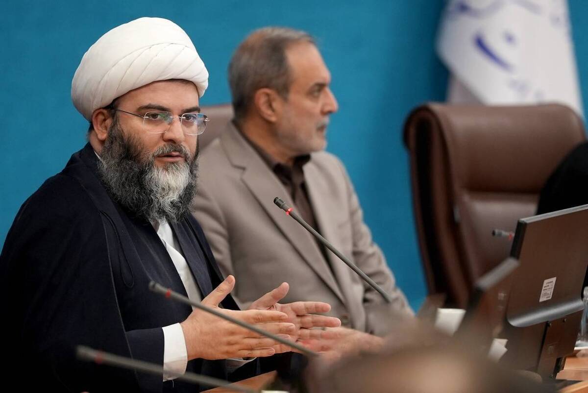 حجت الاسلام قمی: شاید بتوان گفت هنر و ادبیات انقلاب اسلامی از ابتدای انقلاب تمام و کمال ربط وثیق با امام شهید ما داشت + فیلم