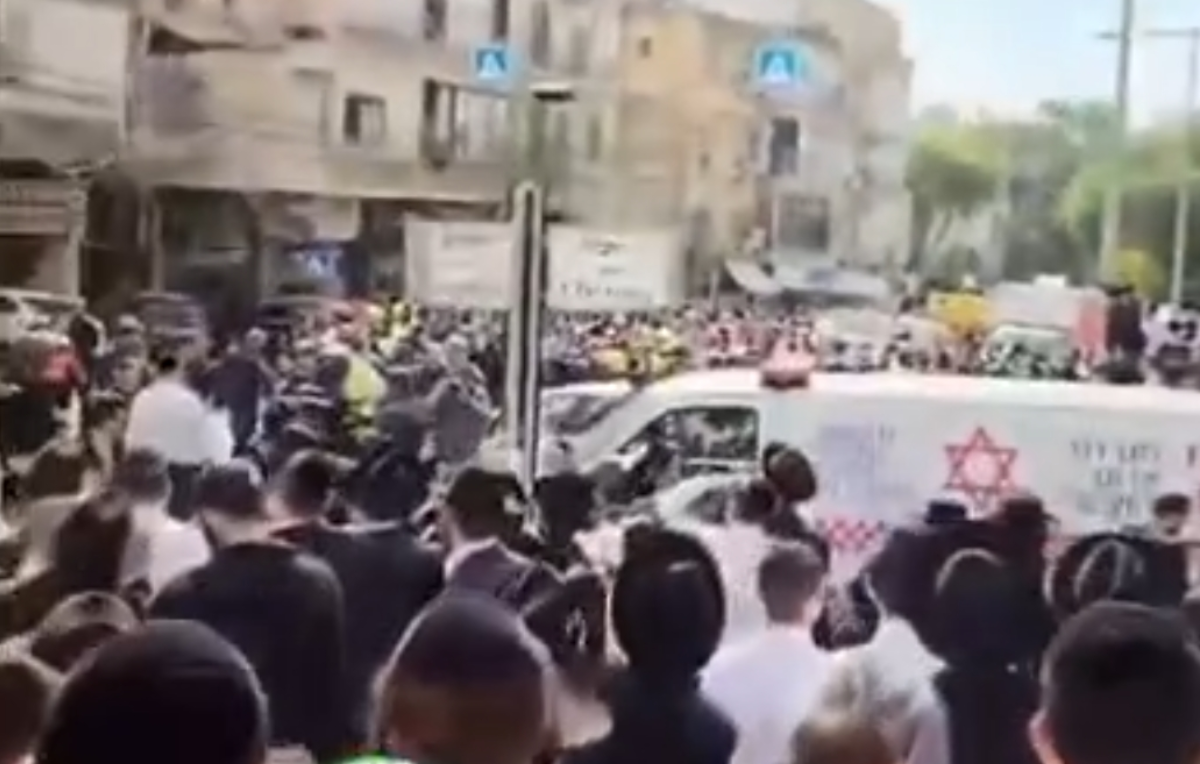 بعد از حملات موشکی ایران موش&zwnj;های فاضلابی به خیابان ریختند