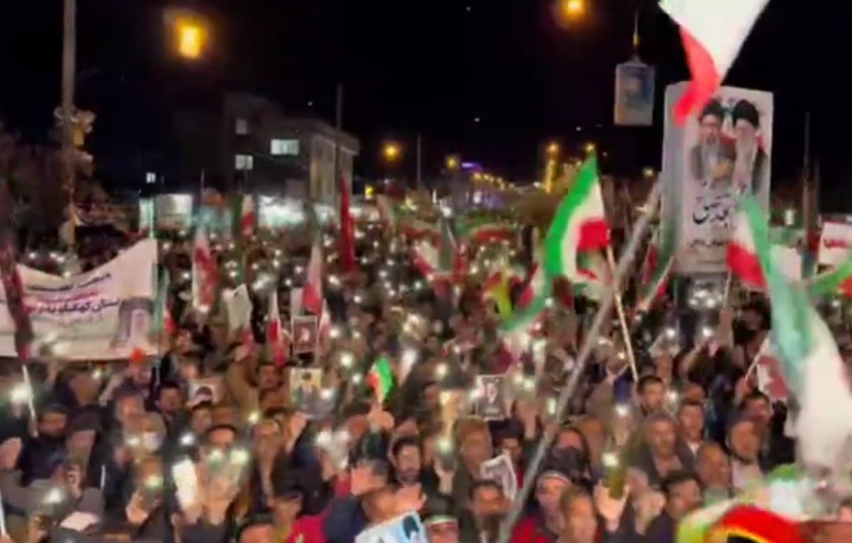 ما قوم لر میمیریم ذلت نمیپذیریم / همچنان حضور حماسی مردم یاسوج در خیابان