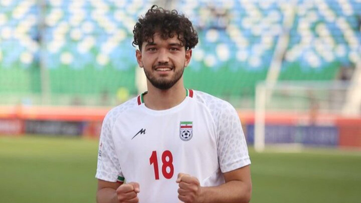 ملی&zwnj;پوش ملوان: قلب ایران نبض واحد دارد