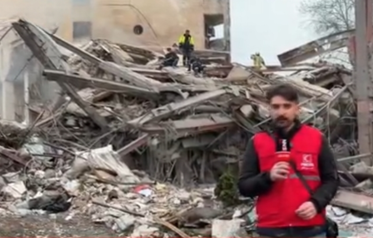 گزارش خبرنگار SNNTV از حمله وحشیانه دشمن صهیونی_آمریکایی به یک بانک در شهرک غرب تهران/شهادت دو نفر از هموطنانمان