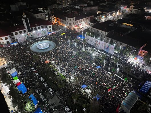 مردم رشت امشب هم محکم و استوار پای قرار شبانه آمدند+فیلم