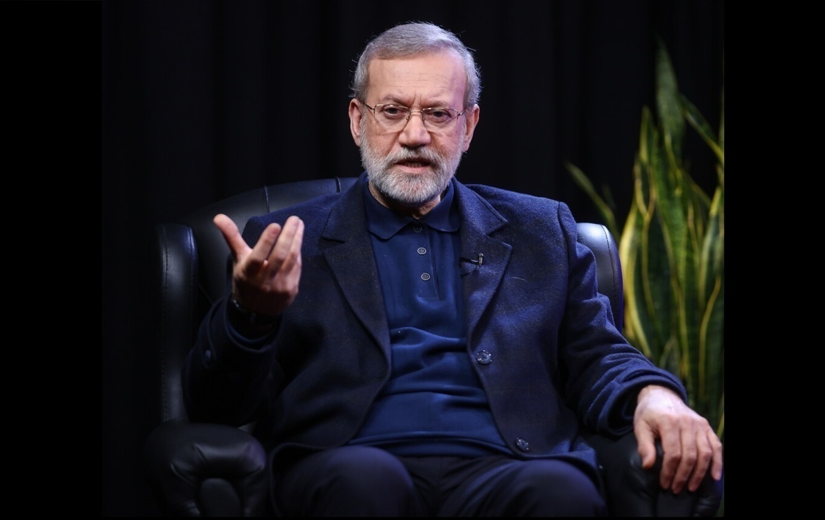 لاریجانی در واکنش به اظهارات ترامپ: پهلوی هم می&zwnj;گفت صدای مردم واقعی نیست، نوار است! + عکس