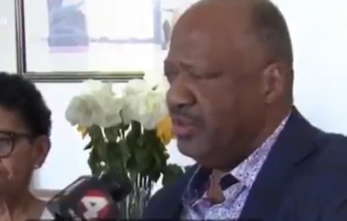 والدین خلبان آمریکایی کشته شده در جنگ با ایران