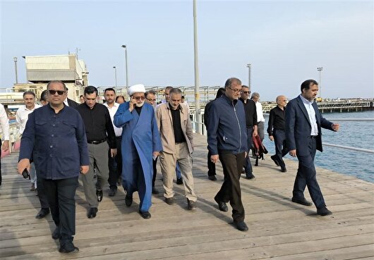 فرماندار بوشهر: جزیره خارگ در امنیت کامل است / عبور و مرور از گناوه و بوشهر به خارگ با حداکثر ظرفیت انجام می‌شود