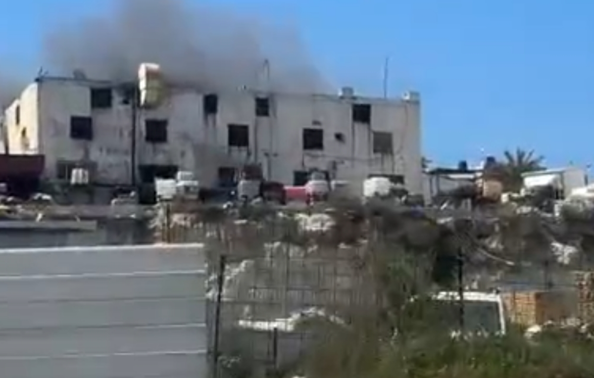 ایستگاه قطار حولون پس از حمله موشکی ایران از مدار خارج شد