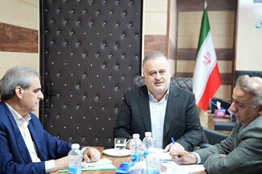 توزیع میوه ویژه ایام پایانی سال / تامین و ذخیره سازی میوه در هرمزگان کافی و مطلوب است