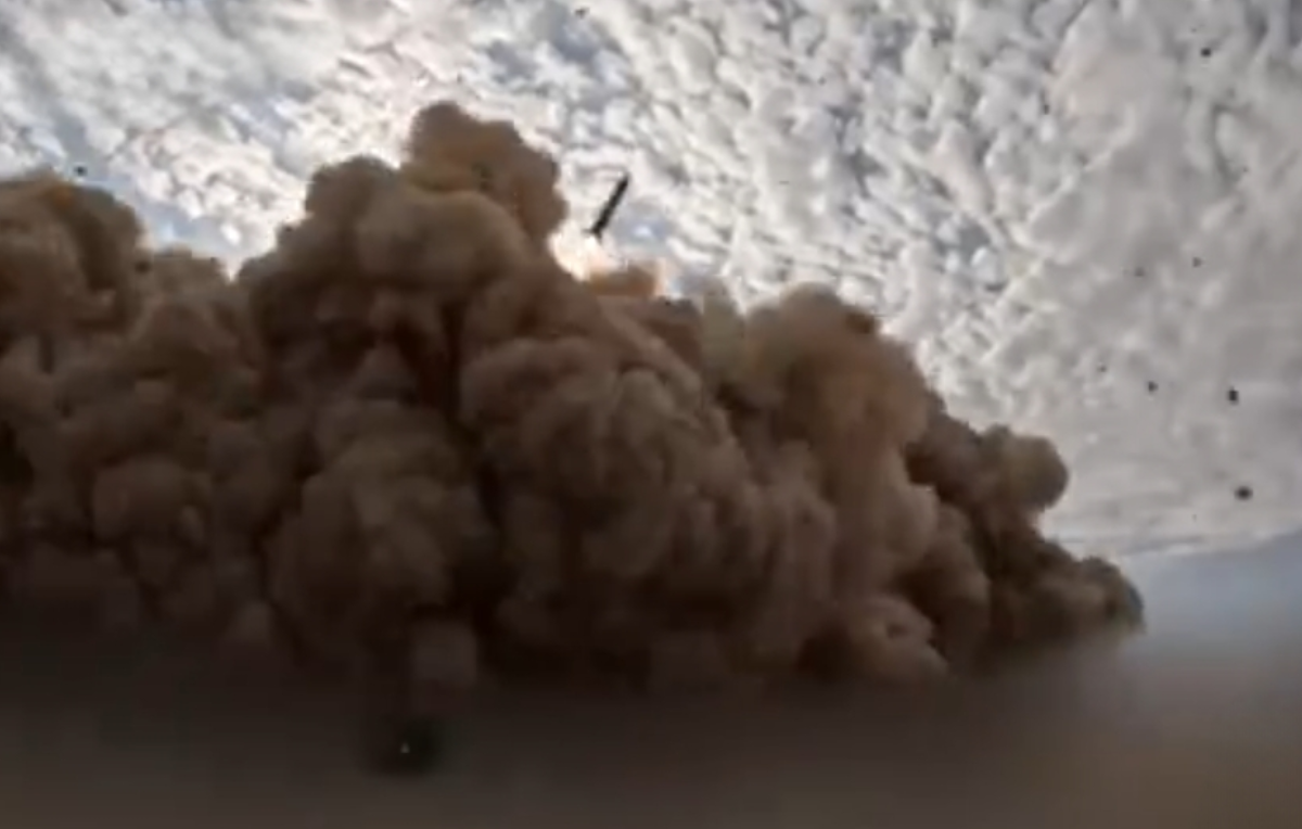 اجرای موج پنجاه و نهم عملیات وعده صادق ۴ با شلیک موشک حاج قاسم/ استخوان استکبار در خیابان&zwnj;ها و میادین شکسته خواهد شد