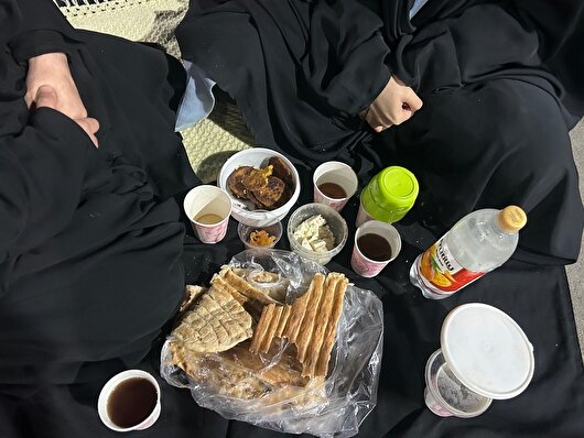 مردم رشت سفره افطار را به خیابان آوردند/ همبستگی در برابر توطئه‌افکنی+فیلم و تصاویر