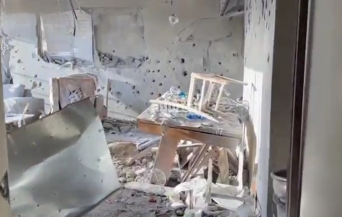 تصاویری از محل اصابت موشک&zwnj;های ایرانی که منجر به هلاکت دو صهیونیست در این مکان شد