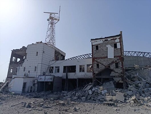 آسیب به زیرساخت‌های عمرانی اسکله بهمن قشم درپی حمله دشمن آمریکایی-صهیونیستی