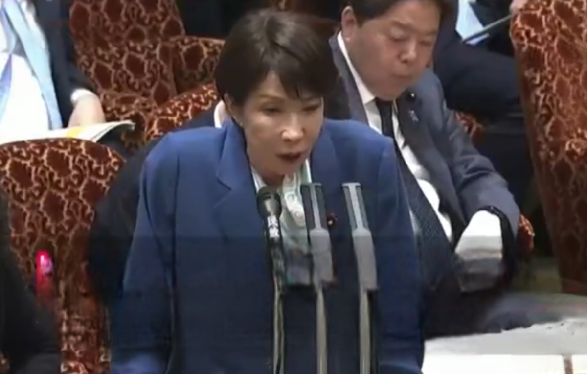 حقارت نخست وزیر ژاپن در برابر ابر قدرت تحقیر شده در منطقه!