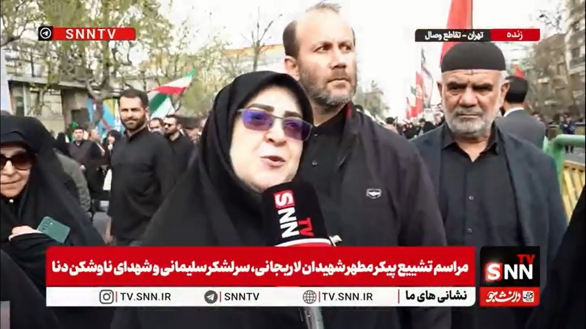 مهاجرانی: مسئولین تا پای جان پای کار مردم هستند و با شدت و حدت مشغولند