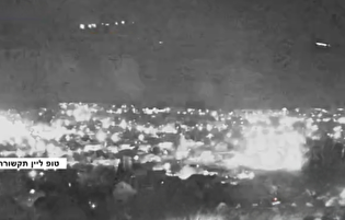 لحظه اصابت موشک‌ها به «کریات شمونا»