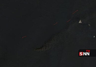 تصاویر هوایی حاکی از آتش گرفتن یک نفتکش در نزدیکی تنگه هرمز است + عکس