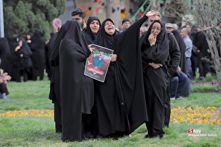 تشییع پیکر شهدای جنگ رمضان در اصفهان