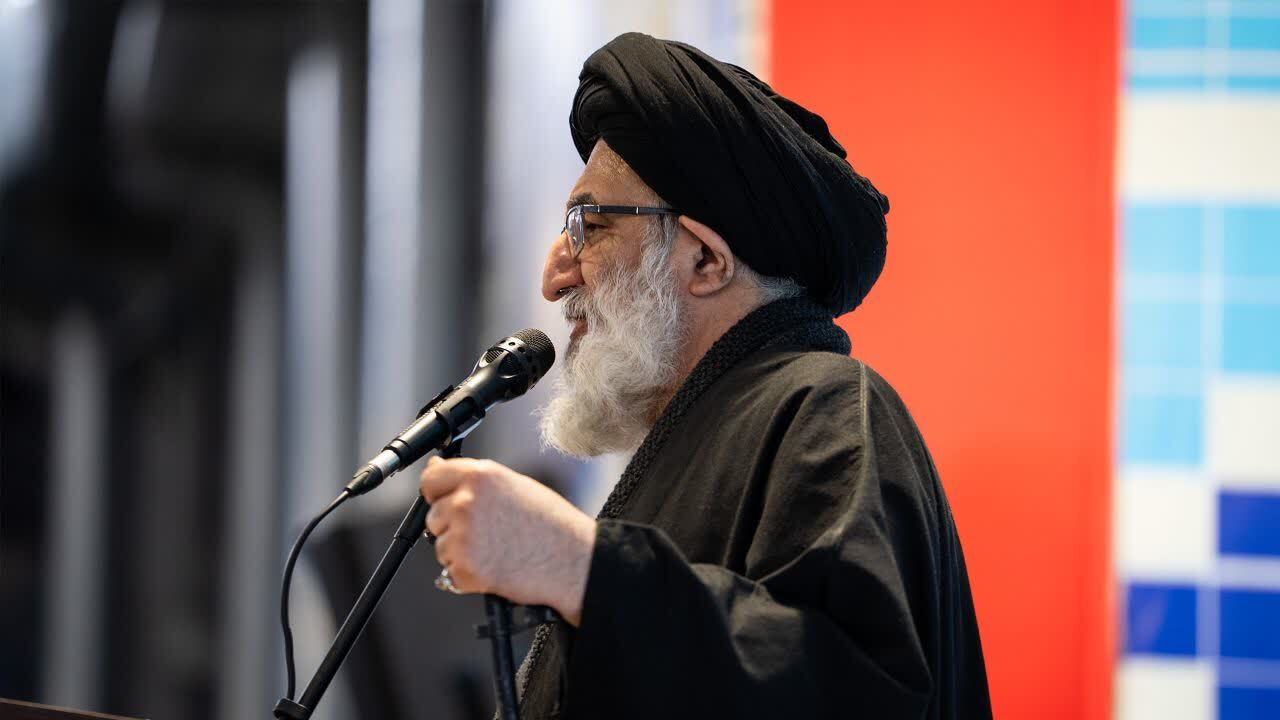 جنگ با استکبار نبردی &laquo;تمدنی و هویتی&raquo; است/ ایران مستقل کابوس ابدی آمریکا و ایادی آن