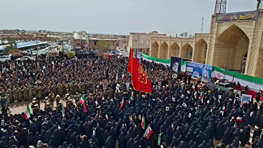 دریادل ناوشکن دنا به خاک سپرده شد