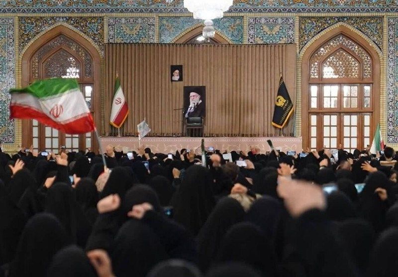 یاد رهبر شهید در حرم رضوی/جای خالی صدایی که هر سال با بهار می&zwnj;آمد