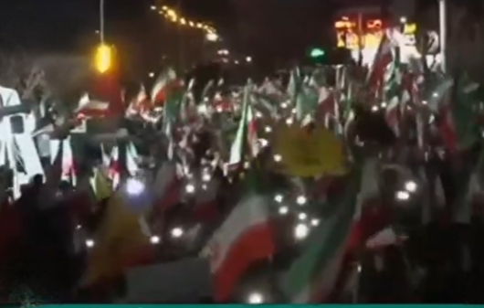 خروش مردم غیرتمند کرج در اجتماعات شبانه بیعت با رهبر معظم انقلاب اسلامی