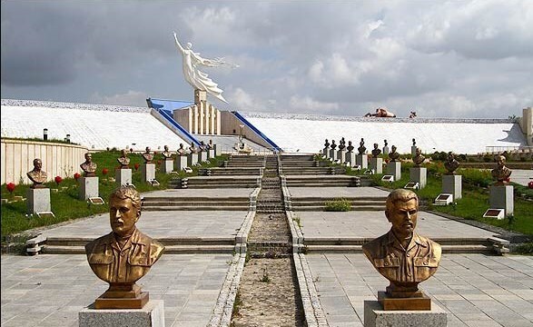 بازدید ۲۴۳ هزار نفر از باغ موزه دفاع مقدس همدان طی یکسال گذشته
