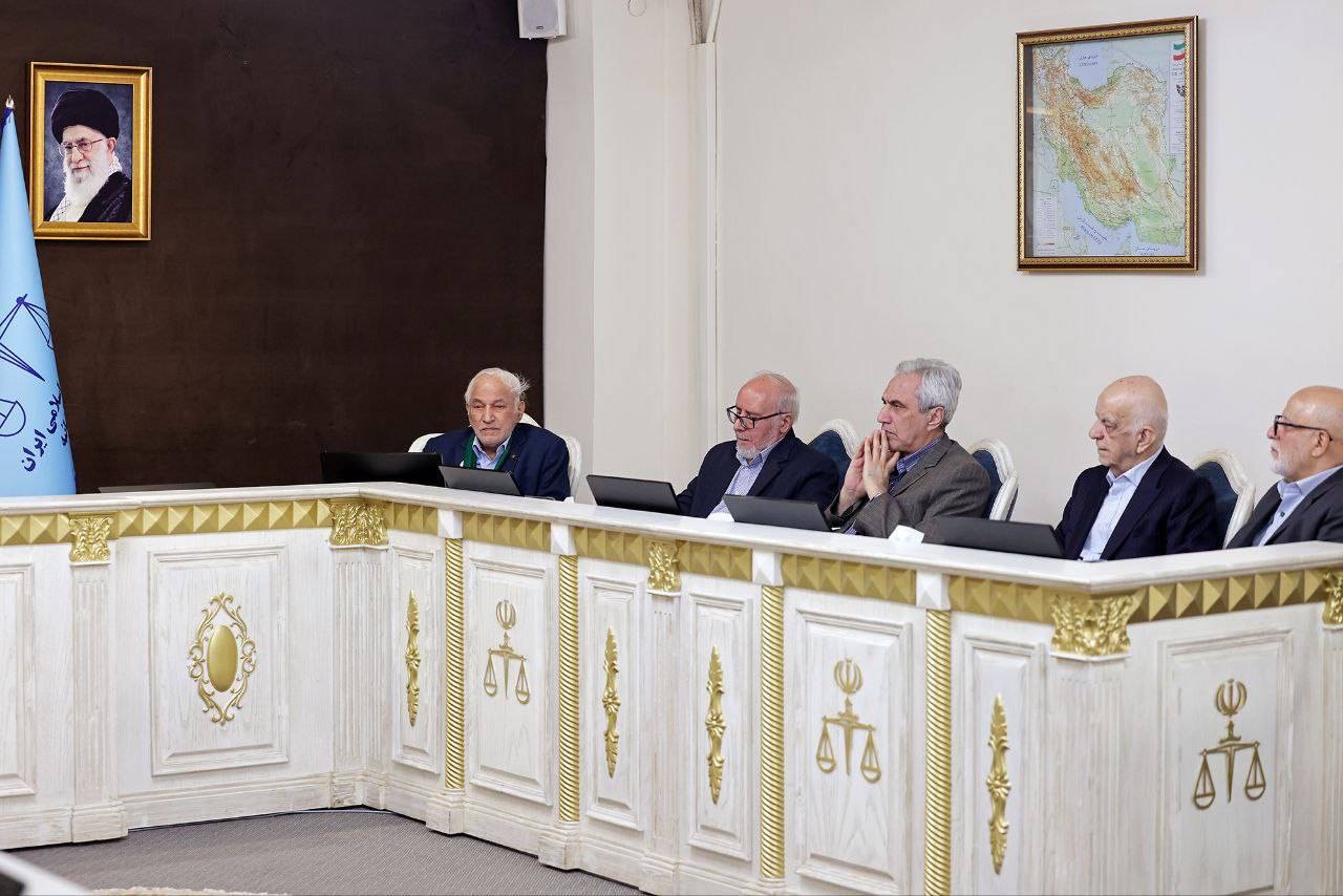 حجت&zwnj;الاسلام والمسلمین محسنی اژه&zwnj;ای در جمع اعضای ستاد مردمی دیه کشور