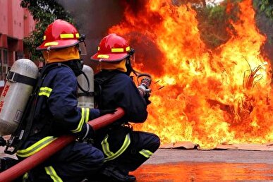 جزئیات حریق یک فروشگاه لوازم خانگی در خیابان شهید قرنی + فیلم