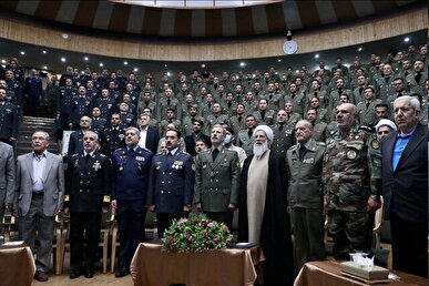 برگزاری آیین دانش‌آموختگی دانشجویان مدیریت دفاعی دانشگاه دافوس