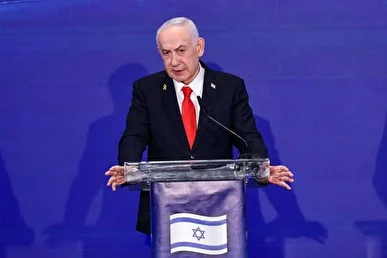 رقابت تروریست اسرائیلی با رفیق آمریکاییش در هذیان گویی + فیلم