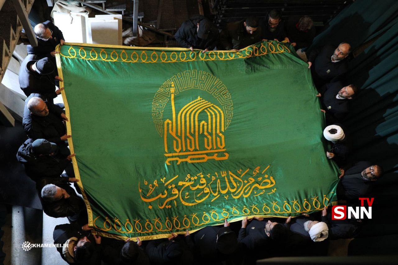 محل دفن پیکر مطهر سیدالشهدای جبهه مقاومت متبرک به پرچم حرم مطهر حضرت رضا علیه&zwnj;السلام + عکس