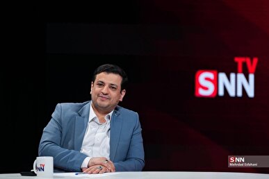 توضیحات رائفی‌پور در خصوص آتش زدن بت بعل در راهپیمایی ۲۲ بهمن+فیلم